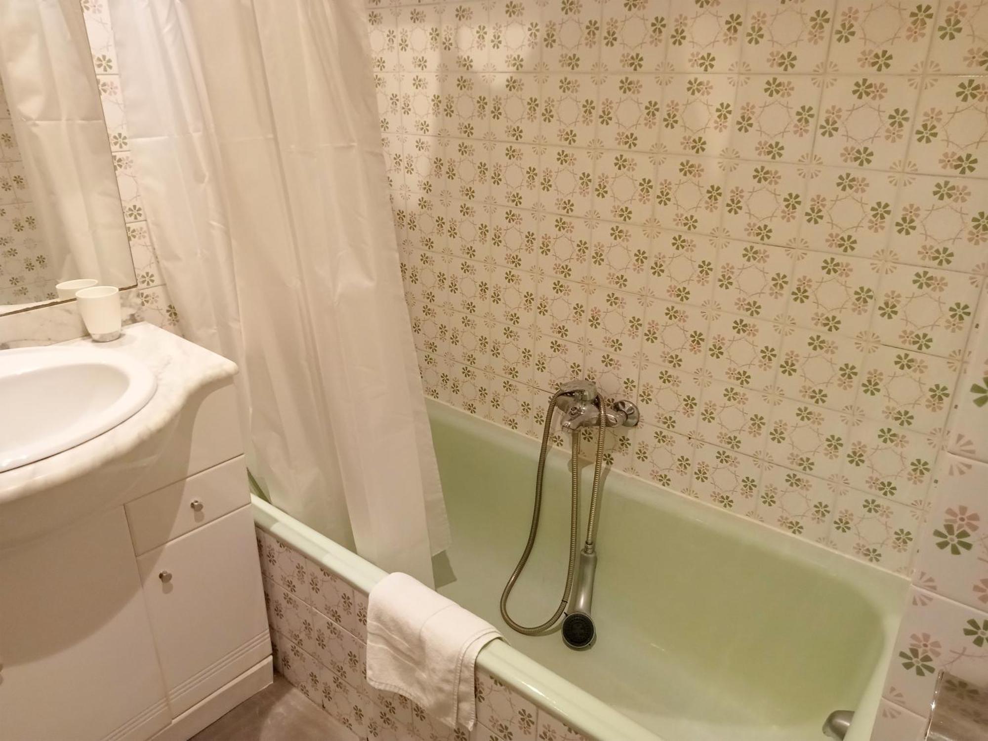 Apartamentos Valle De Tena - Biescas 3000 エクステリア 写真