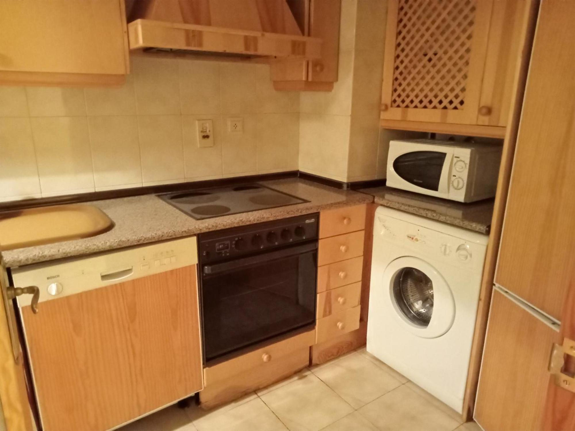 Apartamentos Valle De Tena - Biescas 3000 エクステリア 写真