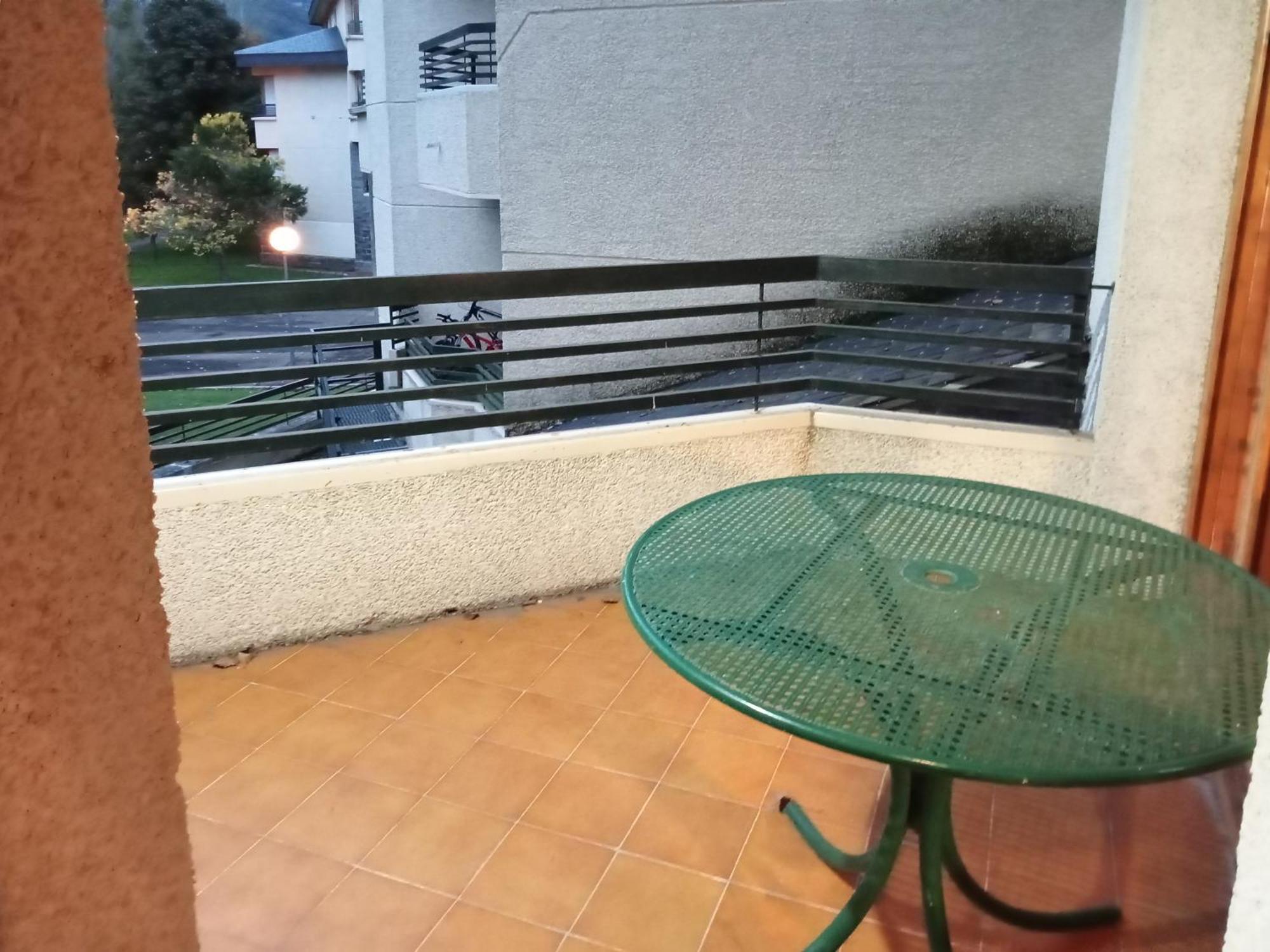 Apartamentos Valle De Tena - Biescas 3000 エクステリア 写真