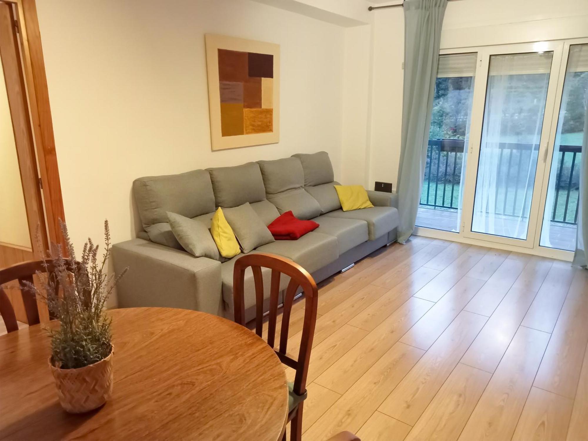 Apartamentos Valle De Tena - Biescas 3000 エクステリア 写真