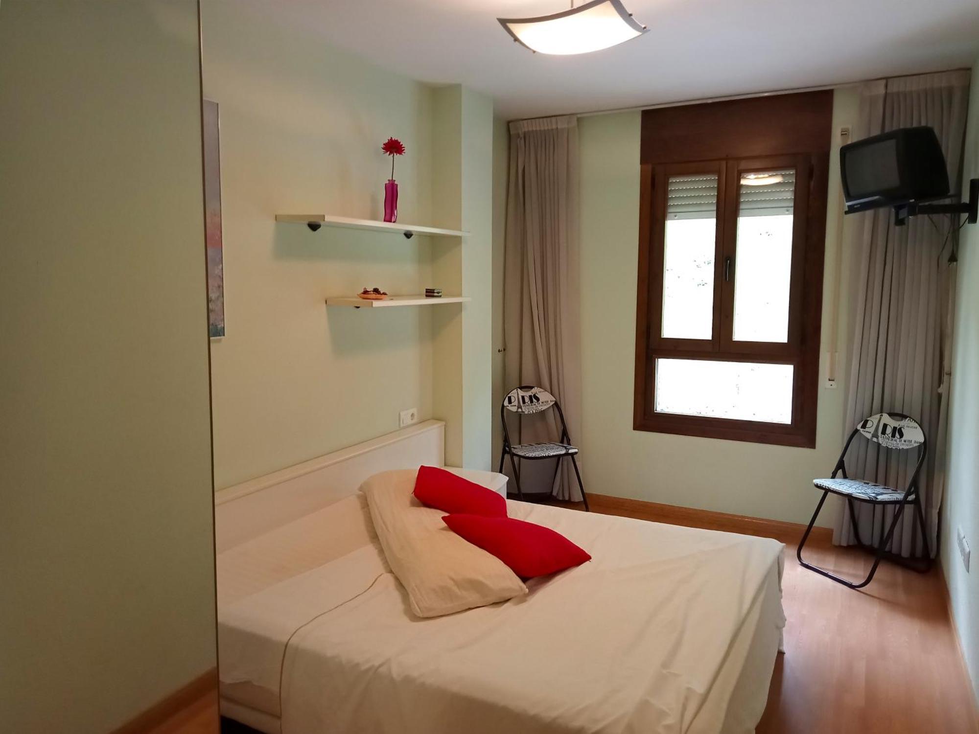 Apartamentos Valle De Tena - Biescas 3000 エクステリア 写真