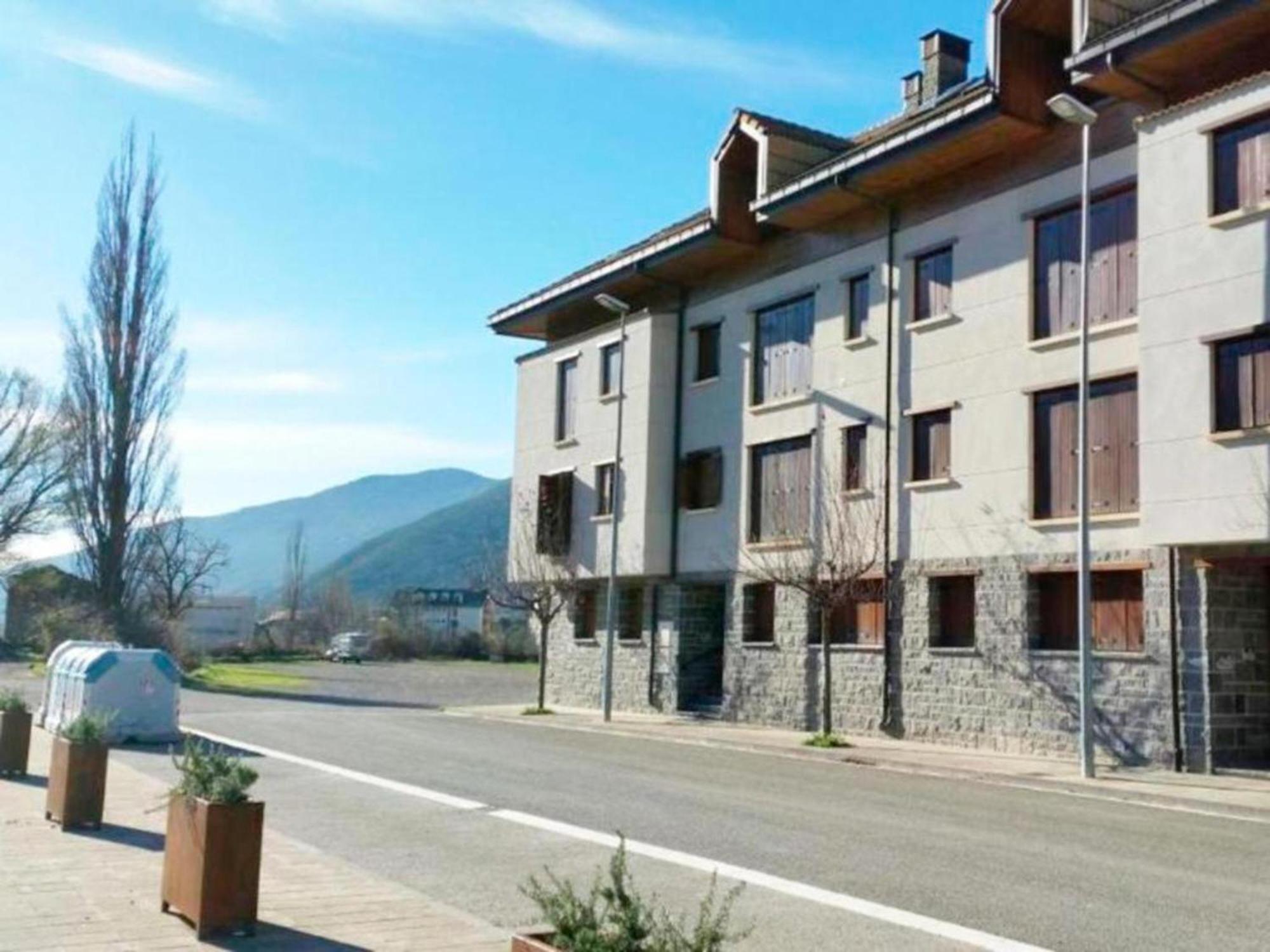 Apartamentos Valle De Tena - Biescas 3000 エクステリア 写真